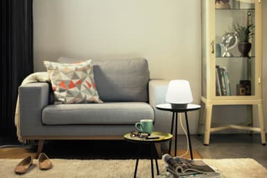 Philips Hue Wellness pöytälamppu (musta)