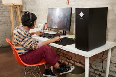 HP Omen 25L i7-11/16/1000/3070TI pelitietokone