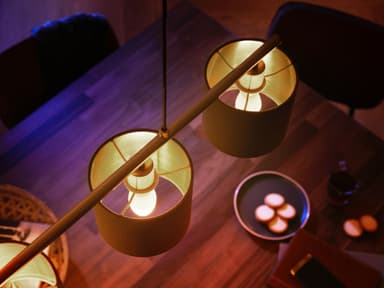 Philips Hue W 5,5W B39 lamppu E14 (2 kpl)