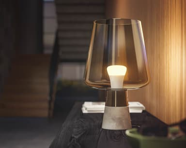 Philips Hue W 9W A60 lamppu E27 (2 kpl)
