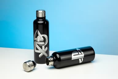 Play PlayStation Metal Water Bottle 480ml pullo (musta)