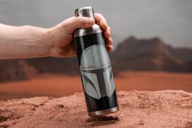 Play Mandalorian metallinen vesipullo 500 ml