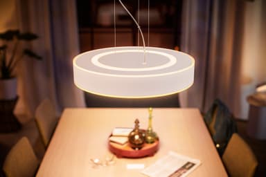 Philips Hue Enrave riippuvalaisin (valkoinen)