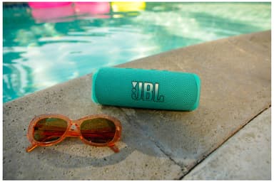 JBL Flip 6 kannettava kaiutin (vaaleansininen)