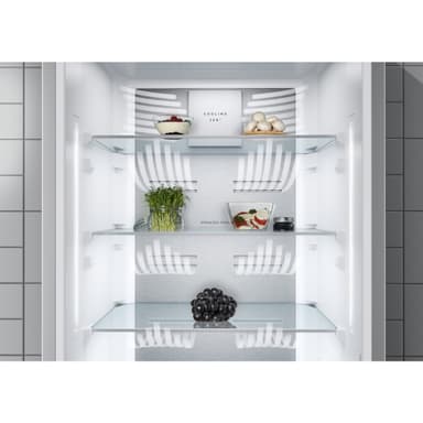 Electrolux Jääkaappi-pakastin yhdistelmä LNC8ME18S