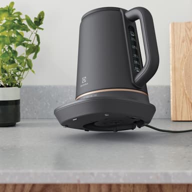 Electrolux Explore 7 vedenkeitin E7K16BP