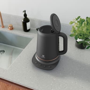 Electrolux Explore 7 vedenkeitin E7K16BP