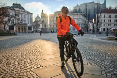 Garmin Edge 130 Plus pyörätietokonepakkaus