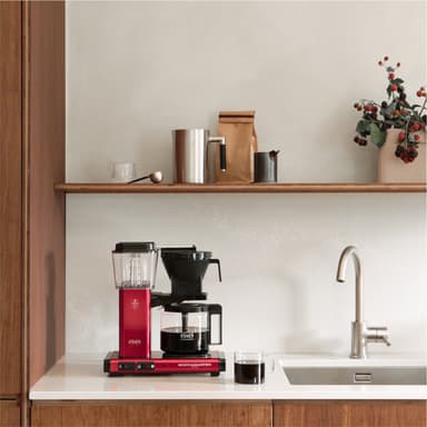 Moccamaster Optio kahvinkeitin MOC53914 (metallinen punainen)