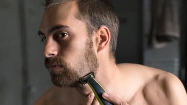 Philips OneBlade Face & Body trimmeri QP2620/20V2