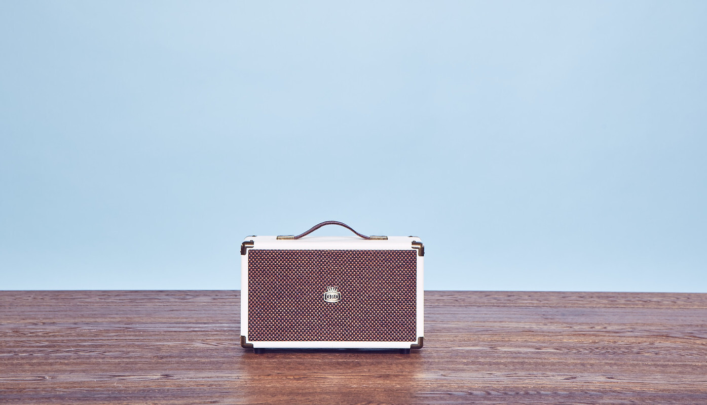 GPO WESTWOOD Bluetooth kaiutin Valkoinen/Ruskea