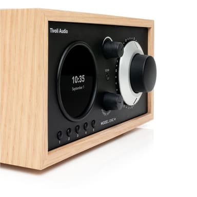 Tivoli Audio Malli ONE+, tammi/musta