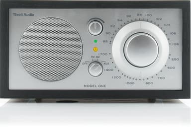 Tivoli Audio Malli ONE, musta/hopea