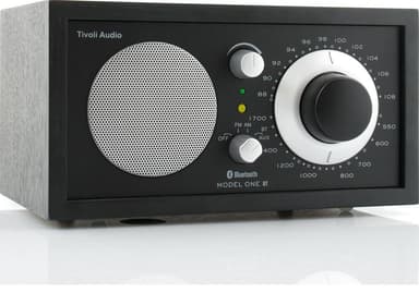 Tivoli Audio Model ONE BT Bluetooth-kaiutin (musta/hopea)