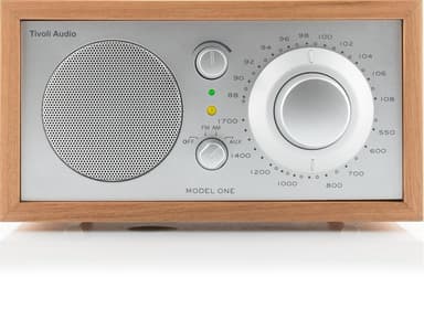 Tivoli Audio Malli ONE, kirsikka/hopea