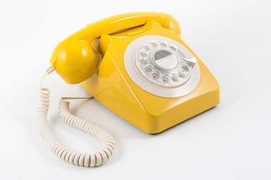 GPO 746 Retro puhelin pyöritettävällä numerolevyllä - Keltainen