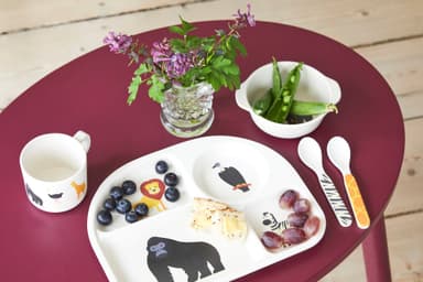 Safari Animals - 100% Melamine 5 pcs package (4 room plate, bowl, tumbler, 2 spoons)