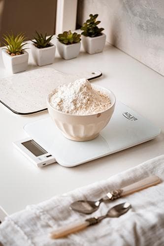 Adler Electronic Keittiövaaka AD 3167w Enimmäispaino (kapasiteetti) 10 kg, asteikko 1 g, Näytön tyyppi LCD, valkoinen