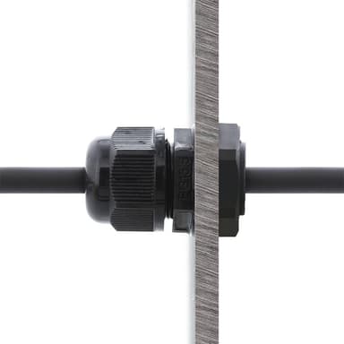 DELTACO S/FTP Cat6a laitekaapeli, 2m, IP68, PG13.5, musta