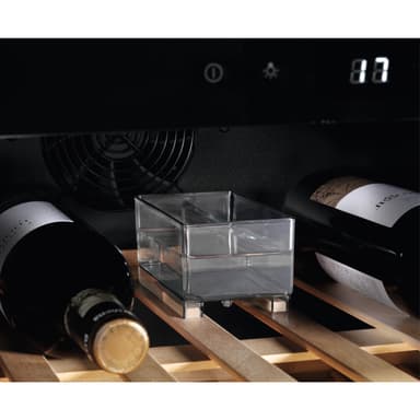 Electrolux viinikaappi EWUS052B5B