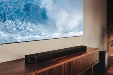 Samsung Q810B soundbar bassokaiuttimella