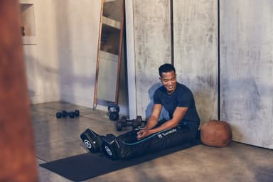 RecoveryAir JetBoots kompressiosaappaat by Therabody (M)