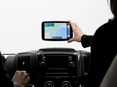 TomTom Go Camper Tour GPS navigaattori