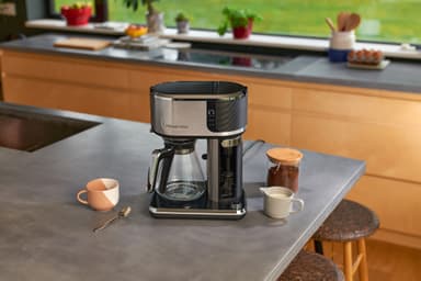 Russell Hobbs Attentiv kahvinkeitin 26230-56