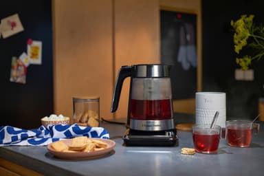 Russell Hobbs Attentiv vedenkeitin 26200-70