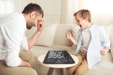 ChessMan Elite, sähköinen shakkipeli