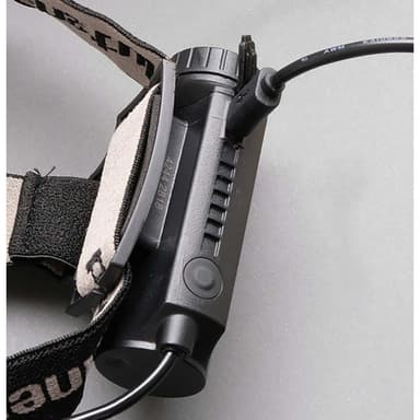 brennenstuhl Ladattava LED otsalamppu LuxPremium / otsalamppu LED vaihdettavalla akulla ja punaisella valolla (IP44, valon kesto jopa 30 tuntia, valokanta 100 m, sis. USB-kaapelin)