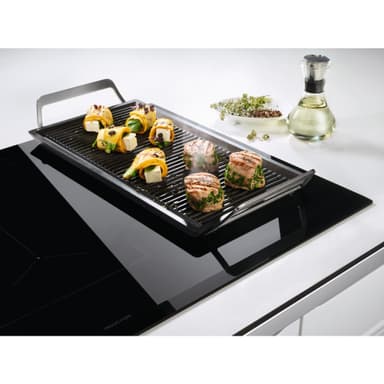 Electrolux Plancha Grill E9HL33 (Musta)