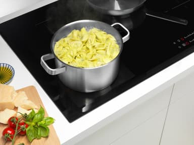 Electrolux ruoanvalmistussetti E3SS