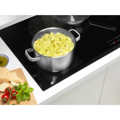 Electrolux ruoanvalmistussetti E3SS