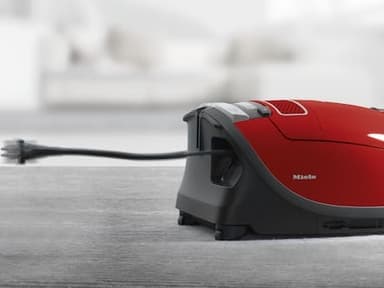 Miele Complete C3 Medicair pölynimuri 12032690 (valkoinen)