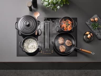 Miele Induktiokeittotaso integroidulla liesituulettimella KMDA 7676 FL-U BlackPerfection