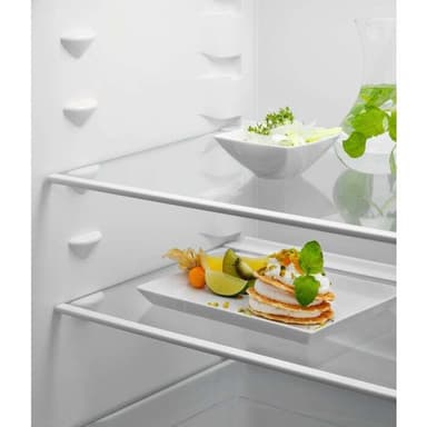 Electrolux jääkaappi LRB2AE88S