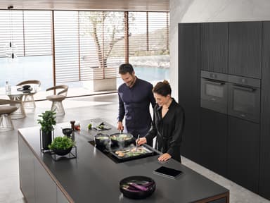 Miele Tuuletettu keittotaso KMDA 7473 FL-U Silence (musta)
