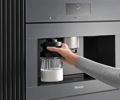 Miele Kalusteisiin sijoitettava kahvinkeitin CVA 7440 (rst/CleanSteel)
