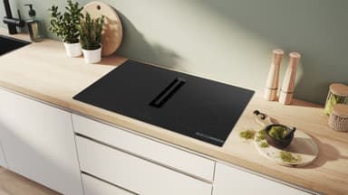 Bosch Induktiokeittotaso integroidulla liesituulettimella PVS811B16E