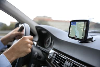 TomTom GO Classic 5" GPS paikannin (musta) 2nd Gen