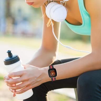 Fitbit Versa 3 rannekoru aitoa nahkaa musta/punainen