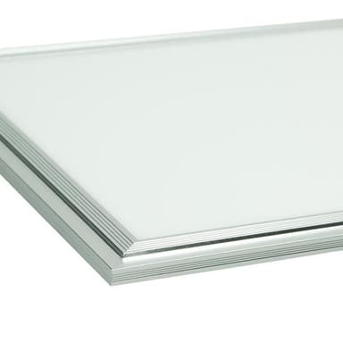 LED-paneeli 42W, 120x30 cm, viileän valkoinen, sis. asennustarvikkeet.