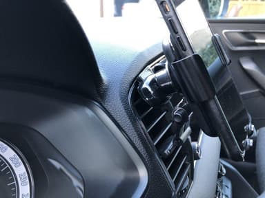 Swissten autoteline älypuhelimelle, G2-AV4