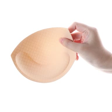 1 pari vaihdettavia rintaliivien pehmusteita Beige