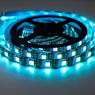 Vedenpitävä LED-valolenkki kaukosäätimellä 2,5 metriä Musta