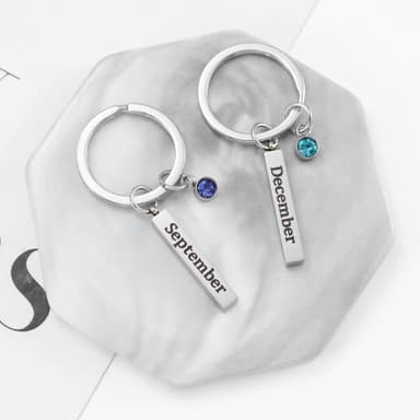 Birthstone avaimenperä - ruostumatonta terästä Birthstone avaimenperä syyskuu
