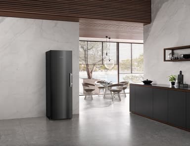 Miele Kaappipakastin FNS 4782 D N