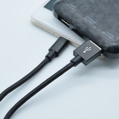 Nylon USB Type C -kaapeli Pikalataus Musta 2 m