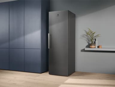 Electrolux Jääkaappi LRT5ME38U2 (Teräs)